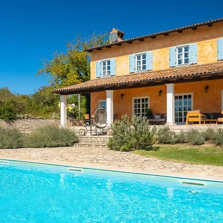 Willa Primavera With Pool By Guide Grožnjan
